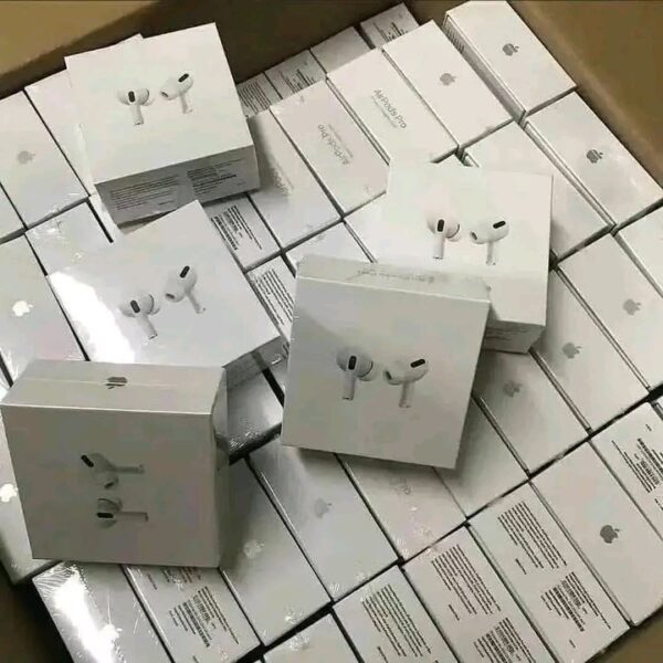 1758718421165-1 AirPods pallet